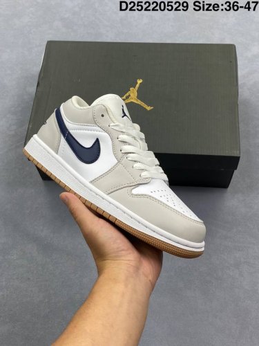 真标Nike Air Jordan 1 Low aj1乔1低帮休闲板鞋 同步官方配色 官方货号:553558-166 size:36 36.5 37.5 38