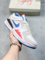 真标air Jordan Stadium 9O Stadium ”白灰“ Jordan Stadium 90充满了对tinkerhathield 原创设计的致敬
