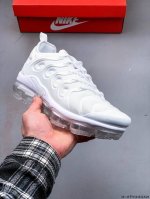 140 耐克Nike Air Max Plus Tn Ultra 复古运动全掌小气垫减震跑步鞋 0324522X20