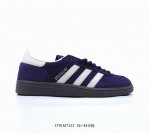 Ad Originals Handball Spzl 手球运动员系列百搭休闲运动板鞋 这款来自阿迪达斯的这款handball Spzl前身是一双手球运动鞋，这一
