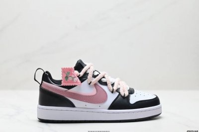 公司级耐克 Nike Court Borough Low 2低帮百搭透气休闲运动板鞋 经典耐用的设计 兼顾舒适脚感和出众风范 演绎匠心之作 结构性的支撑贴合感结