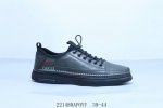 古驰 Gucci Shoes 古驰 潮鞋系列 刺绣 小蜜蜂 古驰 Gucci 休闲时尚板鞋 221480Apoyy 39-44