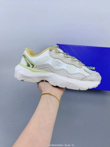 公司级Fila Fusion斐乐潮牌老爹鞋女夏硬糖鞋 厚底老爹鞋跑步鞋 欧阳娜娜 虞书欣同款 毛绒配件搭配萌趣鞋带可爱爆棚轻能发泡科技加持 轻盈厚底舒适显高混搭