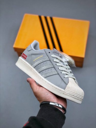 Adidas Originals Superstar 经典配色 经典贝壳头官网同步 实拍首发渠道正品订单 诠释市场最高工艺水平区别市面普通真标版本，进出专柜无压