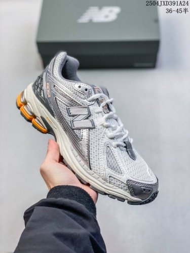 New Balance M1906系列 复古单品宝藏老爹鞋款 公司级 复古元素叠加 质感超级棒 楦版型材料细节做工精细 作为Nb最经典的档案鞋型之一 与2002