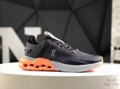 cloudnova Flux 昂跑 新兴品牌轻便低帮跑步鞋 首发实拍 鞋款以网球为灵感的运动休闲鞋 大胆的复古外观与革新科技融合 助力运动生活的活力探索 让你尽