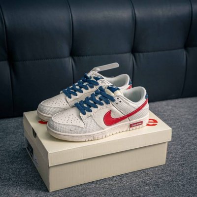 核心私 Nike Dunk 全套原楦原模倾力打造完美版型 独家原厂航空铝磨具打磨大底 鞋头坡度极致还原 无解鞋型 原盒原配 圈内天花板工艺 原厂冲刀 超高清洁度