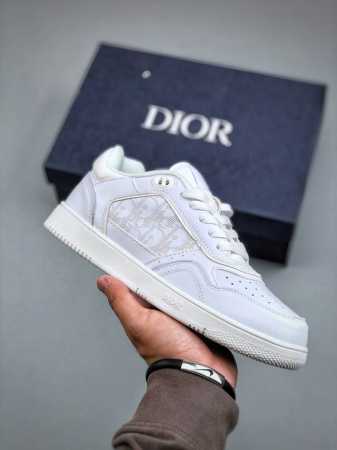 dior 迪奥 运动鞋网纱款新配色 秋季新品 重新诠释经典的网球鞋，时尚的廓形突显厚实感。采用全新的拉绒马海毛针织面料，突显柔软触感与富有层次感的流行色彩，彰显 - 点击图像关闭