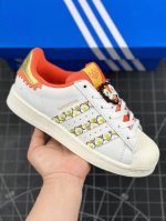 公司级adidas三叶草 Originals Superstar Ayoon W 经典贝壳头厚底系列低帮百搭休闲运动板鞋 鞋面采用皮革材质制成，搭配皮革鞋舌和人