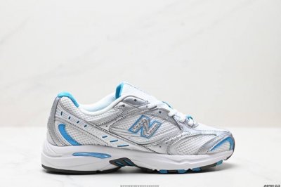 公司级New Balance Wr400系列 复古单品宝藏老爹鞋款 复古元素叠加 质感超级棒 楦版型材料细节做工精细 作为Nb最经典的档案鞋型之一 单从造型上来