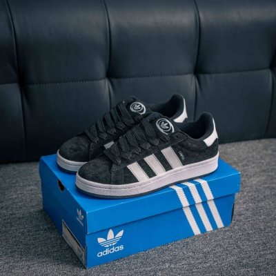核心私 Adidas Originals Campus 00S 学院系列面包风经典复古低帮百搭休闲运动板鞋 货号：Gy9475 尺码：36 36.5 37.5