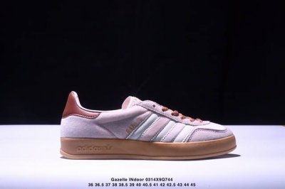120 Ad Originals Gazelle Indoor End 三叶草休闲防滑耐磨低帮板鞋鞋头出色设计 塑就出众贴合感稳固的后跟贴合足部曲线设计软弹舒适