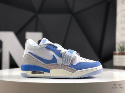 180 Air Jordan Legacy 312 乔丹篮球鞋系列 号称 “最强三合一” 的 Jordan Legacy 312，自然有着杂交结合的设计，它的名