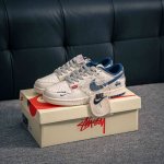 核心私 Nike Dunk 全套原楦原模倾力打造完美版型 独家原厂航空铝磨具打磨大底 鞋头坡度极致还原 无解鞋型 原盒原配 圈内天花板工艺 原厂冲刀 超高清洁度