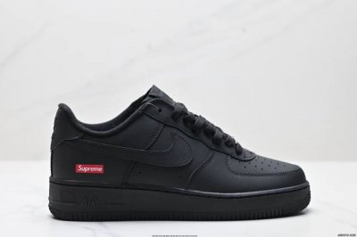 290 公司级Nike Air Force 1‘07 原楦头原纸板 打造纯正低帮空军版型 专注外贸渠道 全掌内置蜂窝气垫 原盒配件 原厂中底钢印、拉帮完美 货号