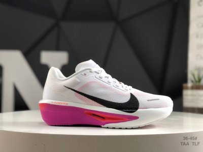 160 Nk Zoom Fly 6 耐克超弹轻盈跑步鞋 鞋款搭载 Flyknit 材料 打造出众弹性 易于穿脱。采用React技术 轻盈耐穿泡绵打造,铸就出众回