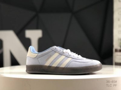 真标带半码 阿迪达斯 Adidas Gazelle Indoor Trainers 羚羊内训系列低帮复古德训风百搭休闲运动板鞋 货号；Ji2717 尺码：如图所