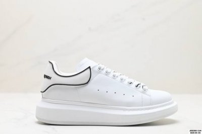 公司级意大利高奢品牌Alexander Mcqueen亚历山大 麦昆 Sole Leather Sneakers低帮时装厚底休闲运动小白鞋 货号:462214