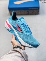 公司级Brooks 布鲁克斯 Hyperion 2 超弹轻盈跑步鞋 实拍首发 低帮透气缓震支撑休闲运动慢跑鞋 采用改进工程空气网眼组合热熔工艺 鞋面材质搭载Dn