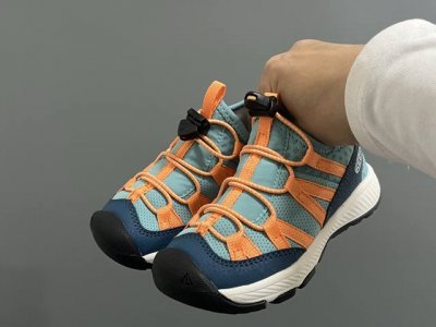 180 Keen潮牌新款Motozoa超轻户外儿童跑鞋 size：23-37码 户外大佬—Keen系列 高端1:1原版定制，代购一鞋难求 防踢护鞋头设计，透气性