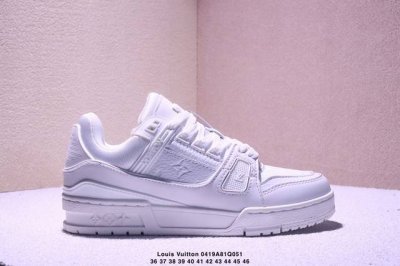 公司级路易威登 Louis Vuitton Lv路易威登板鞋 新款 Lv Trainer最新配色运动鞋 L家 篮球鞋风格运动鞋 该鞋由艺术总监 Virgil A