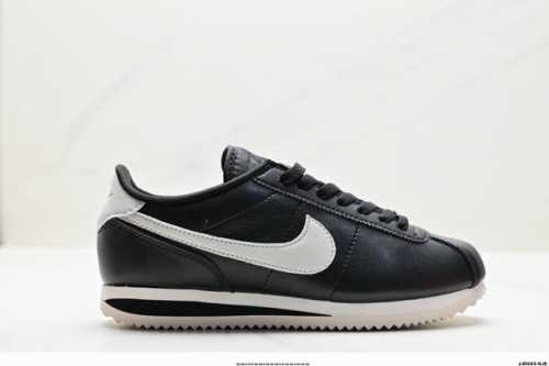 公司级Nike Classic Cortez 耐克经典轻便舒适男子阿甘鞋休闲跑步鞋运动鞋 纯粹而执着的精神 使得Cortez种在了一代人的心里 无论是否喜欢它复