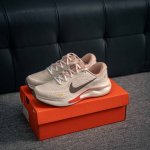 210 核心私 nike Journey Run 轻量跑鞋 网布減震防滑抗冲击 低帮 短跑跑步鞋男女款 货号：Ib4663 121 尺码：36 36.5 37