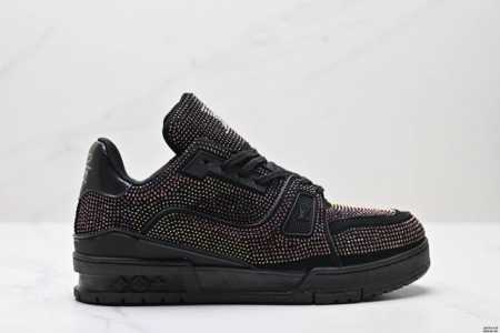 公司级全新Lv路易威登Louis Vuitton Trainer Sneaker Low休闲运动文化百搭板鞋 尺码:40-45 Id:Jef101-Kjs - 点击图像关闭