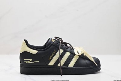 公司级阿迪达斯adidas三叶草 Originals Superstar贝壳头系列低帮经典百搭休闲运动板鞋 货号:Eg4959 尺码:35 36 36.5 37
