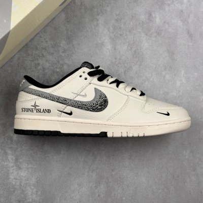 本地330 核心私 公司级Nike Sb Dunk Low“石头岛联名黑灰四勾”高端定制 低帮休闲板鞋 定制鞋盒 大厂纯原品质出货 超高清洁度 皮料切割干净无任