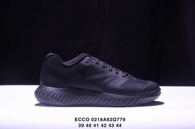 Ecco 爱步 开春新款 爱步正装 商务皮鞋 进口头层牛皮 防滑耐磨橡胶大底 特有鞋型设计 舒适百搭 运动尺码：39一44 Xm0218Q779
