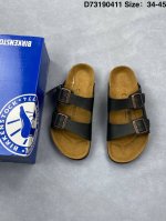 博肯 Birkenstock Rio 二字拖 采用其特有的鞋床设计，贴合脚面穿着舒适，Birkenstock Milano中性软木鞋底凉鞋采用经典凉鞋款式，非常