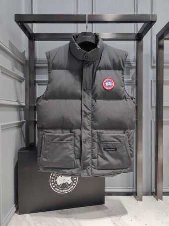 渠道优势，支持代发！ 外贸保真版：大鹅20款马甲 灰色 Canada Goose Log徽标男款羽绒马甲 Size：Xs S M L Xl Xxl - 点击图像关闭