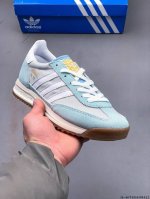 160 阿迪达斯Adidas Sl 72 Rs 全新重置版本，将这款复古鞋型用尼龙材质呈现，最终拼接麂皮材质，让该鞋型上脚既有舒适透气性又有满满的复古质感 03
