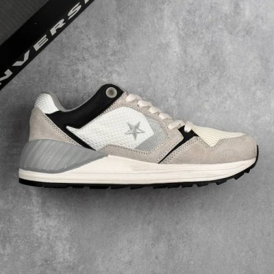 本地230 核心私 converse Wave Trainer Ox 舒适防滑耐磨 复古休闲通勤跑鞋 鞋面采用透气网布材质 搭配部分质感麂皮拼接 层次丰富且不失