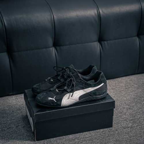 核心私 Puma Speedcat Og 彪马薄底系列 复古运动休闲跑鞋 鞋面设计轻量透气 提供了舒适性和穿着感受 柔软内里材质 穿着更加舒适 橡胶鞋底提供持久