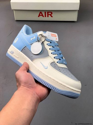 原楦数据纸版 采用硬质优质皮革鞋面材质 内置全掌Air Sole气垫 耐克 Nike Air Force 1 Low 空军一号低帮百搭休闲运动板鞋 052438
