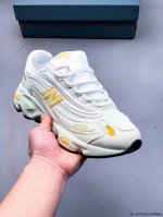 230 原楦原纸版开发版型#小红书穿搭款式，Nb新百伦New Balance 1000 系列低帮复古老爹风休闲运动跑步鞋 货号:M1000Sl 0302258M