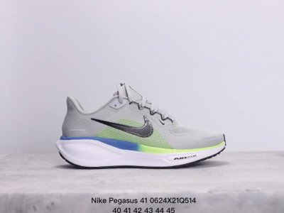 颠覆式升级！Nike 飞马新鞋 触感柔软，质感升级！随着“耐克 蓝图 系列”在巴黎的盛大发布，全新一代 登月41代 Nike Pegasus 41也正式登场啦！