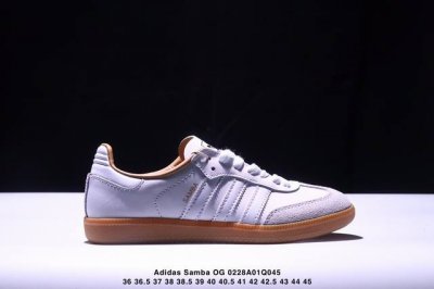 真标阿迪达斯三叶草Adidas Originals Samba Og 桑巴舞系列绅士德训足球风百搭低帮休闲运动板鞋 货号:Ie3437 尺码:36 36.5 3
