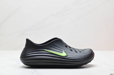 公司级Nike Reactx Rejuven8 耐克 简约舒适 洞洞鞋 由兼具轻便性和耐用性的Eva泡沫打造 拖鞋的外观十分吸引人 融合了舒适与时尚的元素 延续