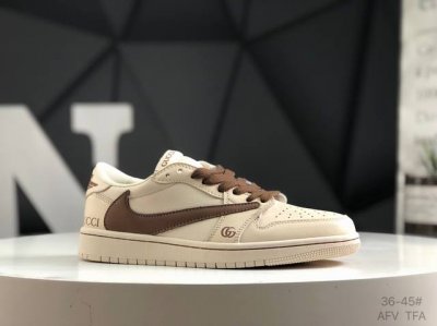 头层带半码耐克 Air Jordan 1 Low Aj1 乔1 联名 高端定制 低帮复古文化板鞋 货号：Qy0168-996 定制鞋盒 大厂纯原品质出货 超高清