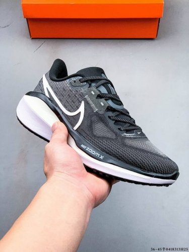 集图 公司级！耐克Nike Zoom Vomero 17 登月17代轻质透气休闲运动跑步鞋 0418313H25
