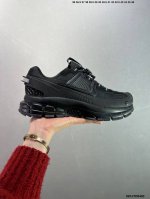 公司级耐克Nike Zoom Vomero Roam 马拉松复古跑五代休闲运动慢跑鞋 采用环保纤维革饰片组合网眼布鞋面材质 升级正确后跟Tpu加固 耐弯折热塑框