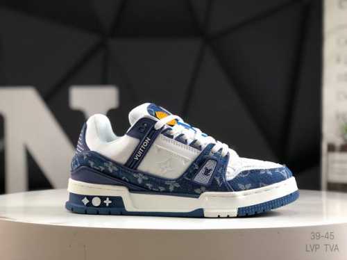 路易威登 Louis Vuitton Lv路易威登板鞋 乘风破浪的姐姐争先种草款,舒适透明底和百搭性霸屏整个时尚娱乐圈，正品1:1套楦复刻，细节调整完美主义！鞋