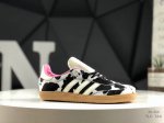 130 阿迪达斯 德训鞋 Adidas Originals Samba Og Shoes 经典运动鞋小白鞋 奶牛花纹 「T头鞋」男女板鞋 彰显休闲摩登风情的时尚