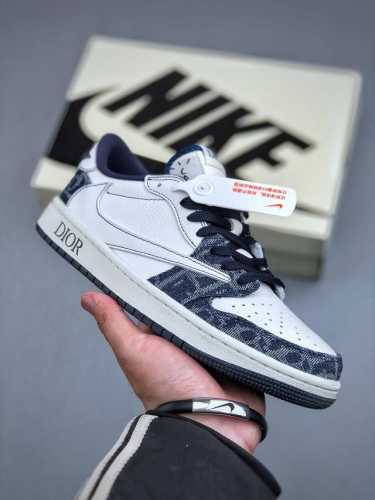 Travis Scott X Nike Air Jordan 1 Low X Dior Air Jordan 1 Low 反转牛仔蓝白小钩倒钩 纯原版本全鞋采用