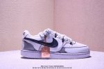 公司级Nike Court Vision 1 Low 幻影十字架 手绘涂鸦定制板鞋 幻影十字架常作为一种印花图案出现 具有独特的视觉效果 将幻影十字架与梵文 马