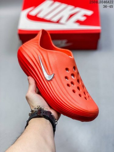 Nike Reactx Rejuven8男子凉鞋采用质感柔软且出众回弹的 Reactx泡绵，缔造非凡舒适的日常穿着体验，助你保持活力。鞋面透气孔设计，营造出色透