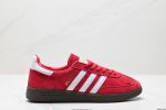 210 公司级Adidas Handball Spezial 阿迪达斯经典款 复古休闲板鞋 全鞋采用反毛皮制作 牛筋耐磨大底 承载青春情怀的板鞋 经典三条杠装饰